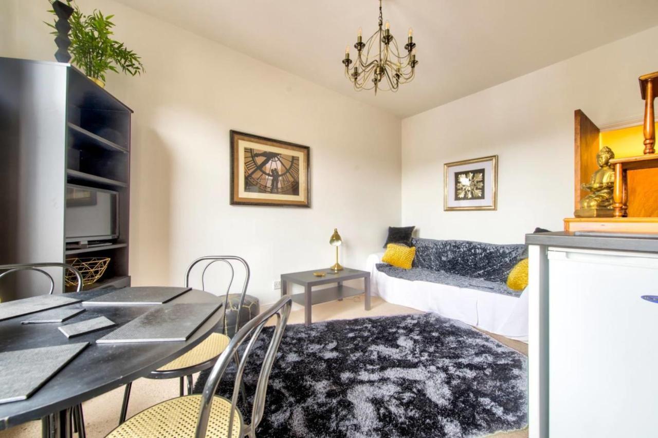 Guestready - Apartment In The Historic Grassmarket For 2 Guests EDI Eksteriør billede